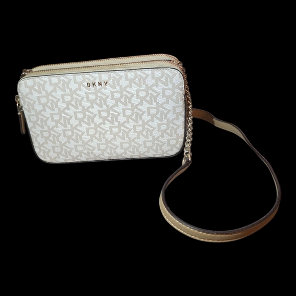 DNKY Veronica Crossbody Purse - Picture 1 of 8